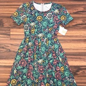 NWT Lularoe Amelia Dress, Size XS